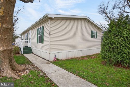 723 Sherry Ln, LANCASTER, PA, 17601-5829 | Card Image