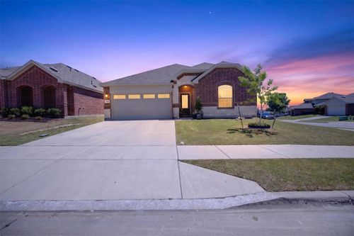 6900 Waterloo Ln, Fort Worth, TX, 76179-6725 | Card Image