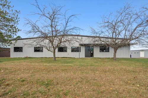 605 Industrial Pkwy, SAINT CROIX FALLS, WI, 54024-9193 | Card Image