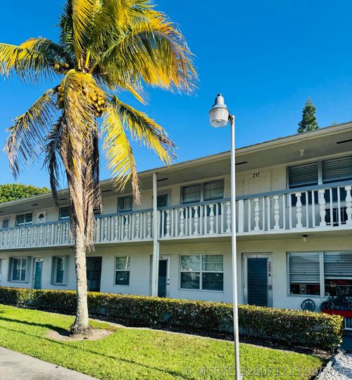 m-218 Kent M, West Palm Beach, FL, 33417-1726 | Card Image