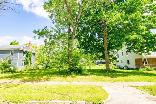 1646 Obrien St, South Bend, IN, 46628-2924 | Card Image