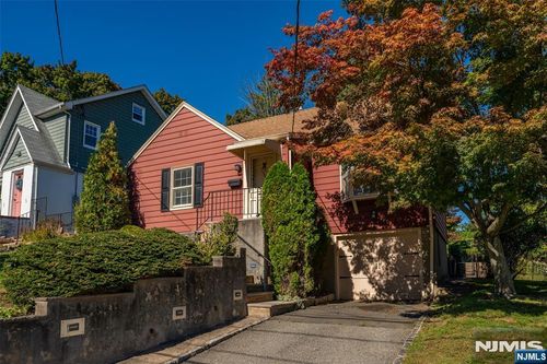 150 Franklin Street, Verona, NJ, 07044 | Card Image