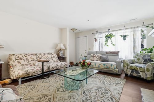 3296 Wilkerson Cir, Melvindale, MI, 48122-2038 | Card Image