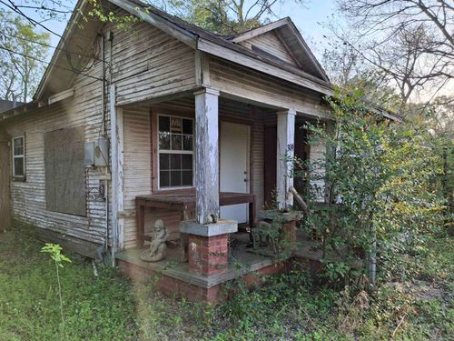 309 Overton St, Henderson, TX, 75652-5733 | Card Image