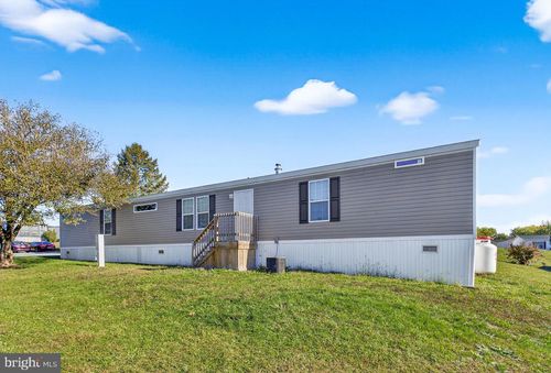 48 Dallas Dr, GRANTVILLE, PA, 17028-9559 | Card Image