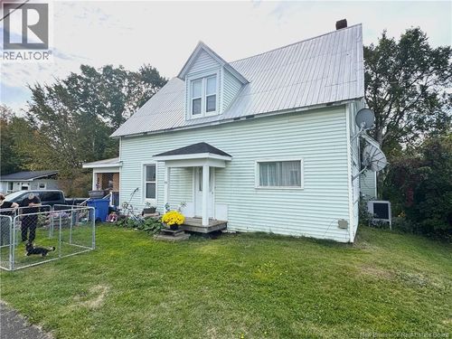 113 St. John St, Woodstock, NB, E7M2T8 | Card Image