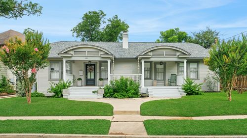 431 Queens Crescent St, San Antonio, TX, 78212-5332 | Card Image
