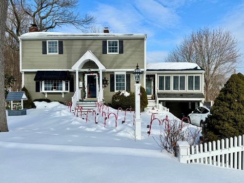 70 Holmes Ave, Weymouth, MA, 02191-2033 | Card Image