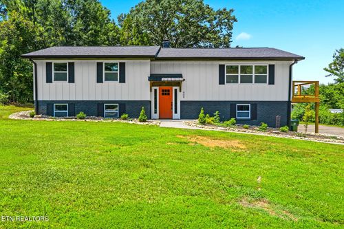 409 Belle Meade Dr, Maryville, TN, 37803-6701 | Card Image