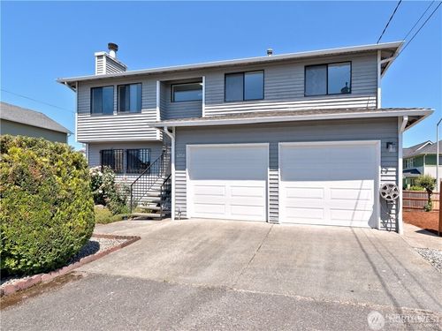 6750 28th Avenue S, Seattle, WA, 98108 | Card Image