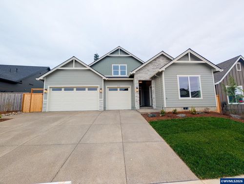 5995 Evangelista St S, Salem, OR, 97306-4012 | Card Image