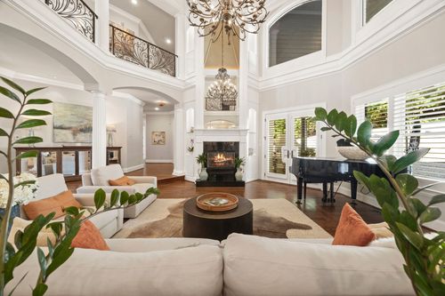 937 Travelers Ct, Nashville, TN, 37220-1435 | Card Image