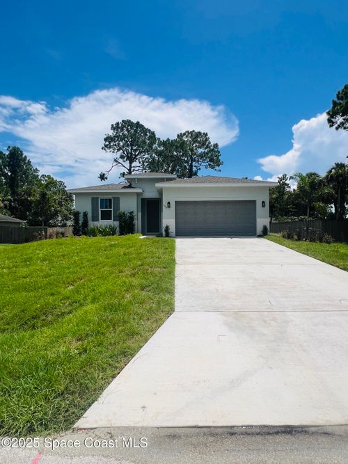 1370 Seabreeze St Sw, PALM BAY, FL, 32908-6221 | Card Image