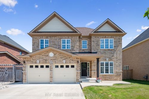118 Ryan St, Fergus, ON, N1M0E4 | Card Image