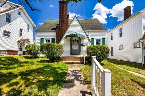 302 Cedar Avenue, Steubenville, OH, 43952 | Card Image