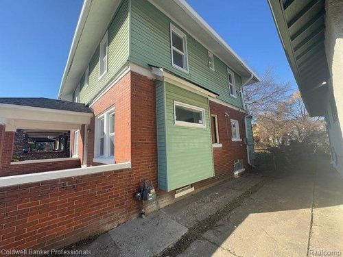 101 Colorado St, Highland Park, MI, 48203-3303 | Card Image
