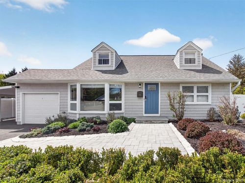 33 Van Wyck Rd, Blauvelt, NY, 10913-1642 | Card Image