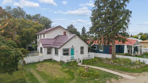 119 Central Ave, Eureka, MT, 59917-9474 | Card Image
