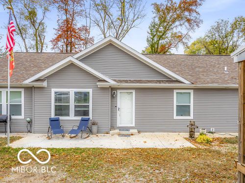 1319 W Commerce St, Brownstown, IN, 47220-1708 | Card Image