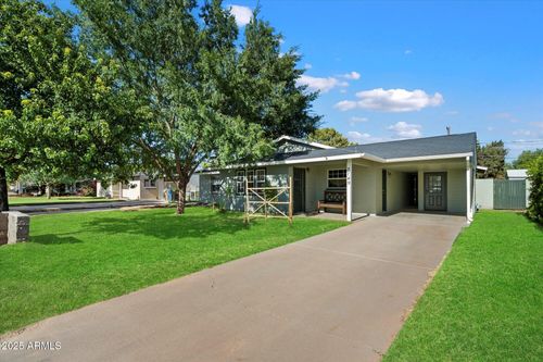 7749 N 17th Ave, Phoenix, AZ, 85021-7009 | Card Image
