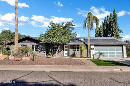 3828 E Sahuaro Dr, Phoenix, AZ, 85028-3442 | Card Image