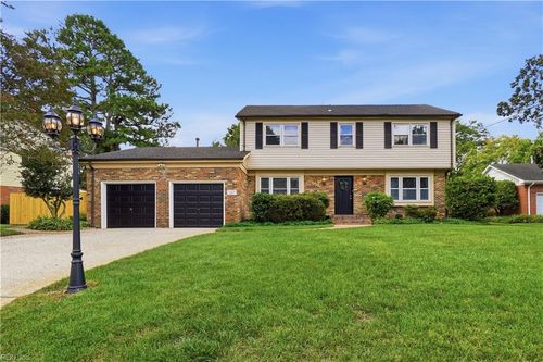 705 Downing Ln, Virginia Beach, VA, 23452-4503 | Card Image