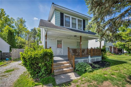 38358 Poplar Dr, Willoughby, OH, 44094-7559 | Card Image
