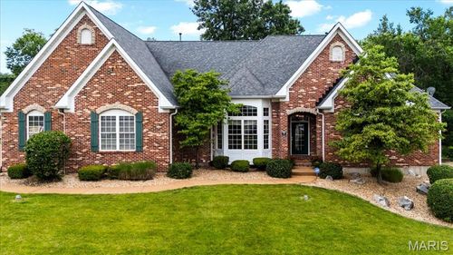 308 Amici Cir, Oakville, MO, 63129-5063 | Card Image