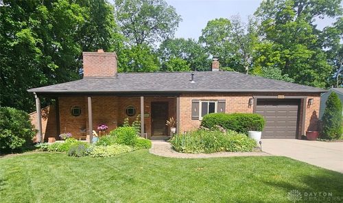 1826 Shady Ln, Beavercreek, OH, 45432-2006 | Card Image