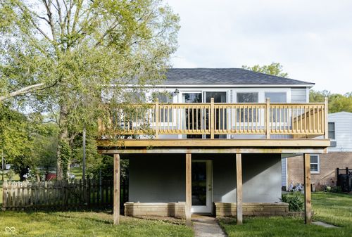 15510 Martha St, Fortville, IN, 46040-9608 | Card Image