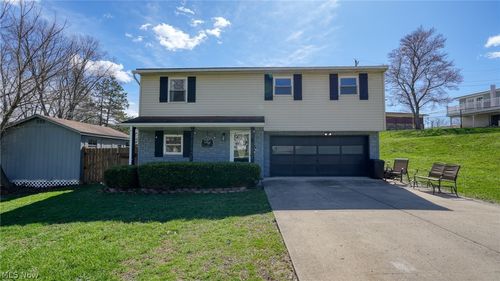 122 Myrna Dr, Cambridge, OH, 43725-9264 | Card Image