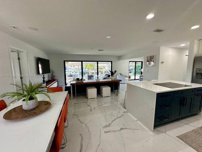 2501 Ne 50 Th St, House other with 3 bedrooms, 2 bathrooms and null parking in Lighthouse Point FL | Image 12