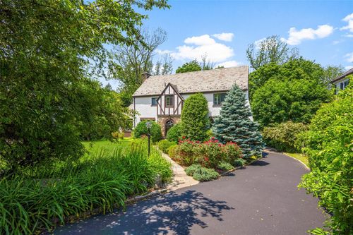 23 Montrose Rd, Scarsdale, NY, 10583-1129 | Card Image
