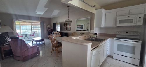 601-4801 Nw 34th St, Lauderdale Lakes, FL, 33319-5373 | Card Image