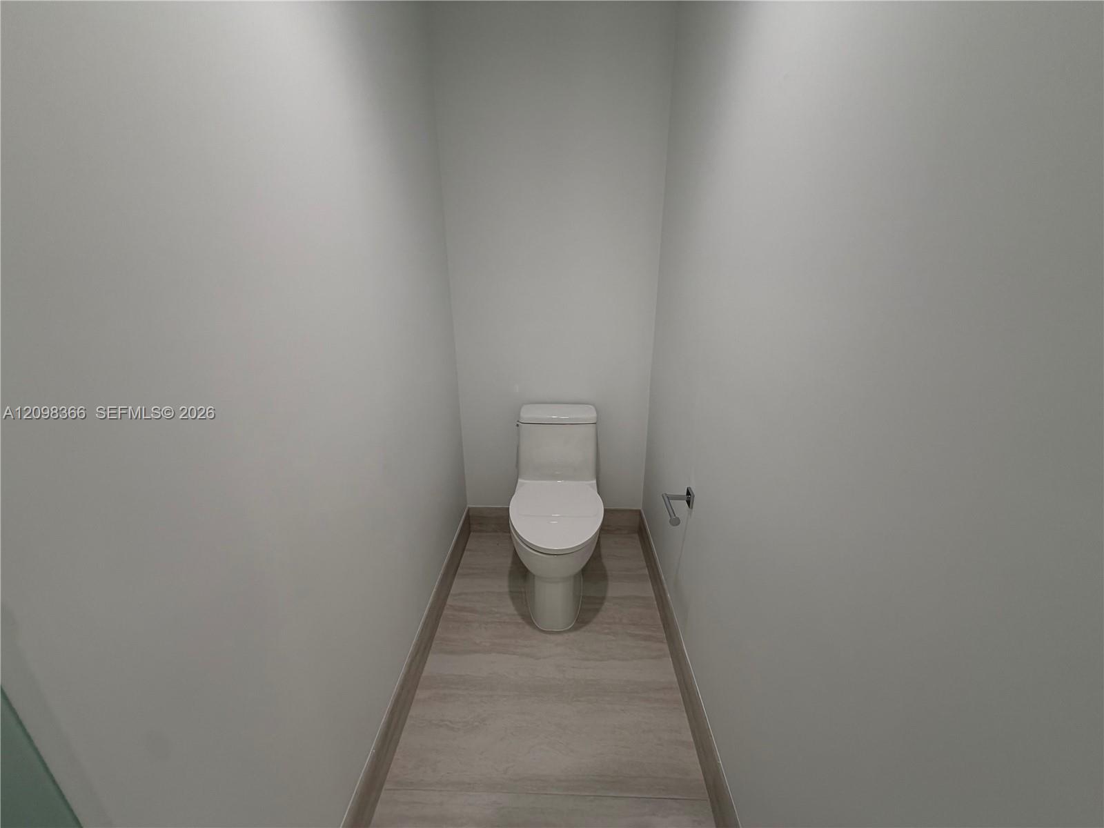 Residential Lease in North Miami 5