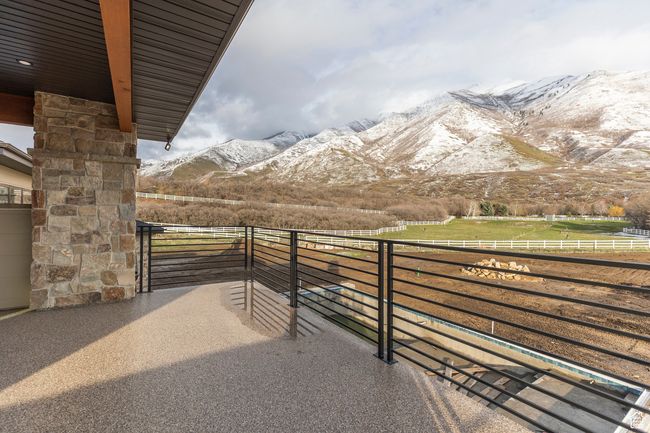 348 E Twin Hollow Cir, House other with 4 bedrooms, 6 bathrooms and 6 parking in Mapleton UT | Image 37