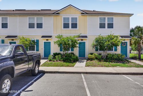 8210 Larose Rd, JACKSONVILLE, FL, 32211-7485 | Card Image