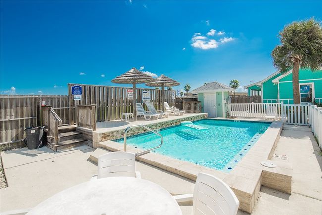 14209 Anegada Dr, Condo with 2 bedrooms, 2 bathrooms and 2 parking in Corpus Christi TX | Image 13