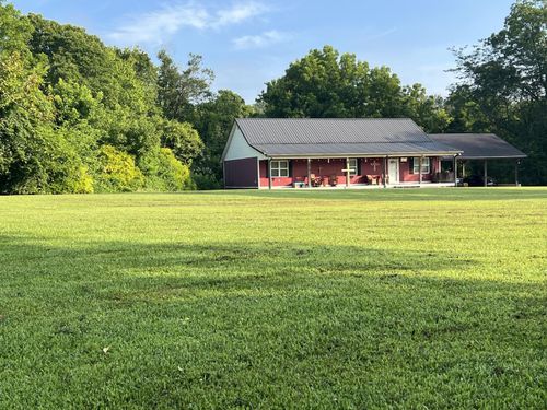 7501 E Plunders Creek Rd, Dickson, TN, 37055-3869 | Card Image