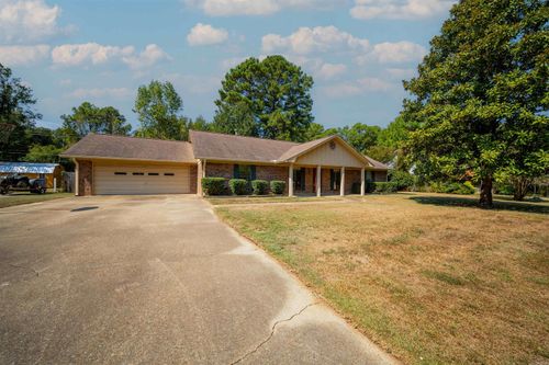 1174 Fabre Circle, Camden, AR, 71701 | Card Image