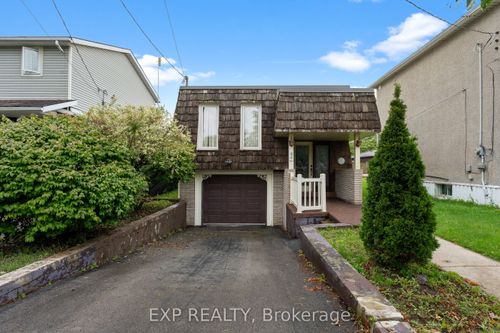 23 Classic Avenue, Welland, ON, L3B1P3 | Card Image