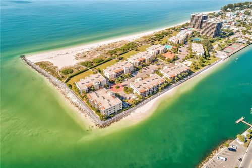 apt-402-7480 Bayshore Dr, TREASURE ISLAND, FL, 33706-3565 | Card Image