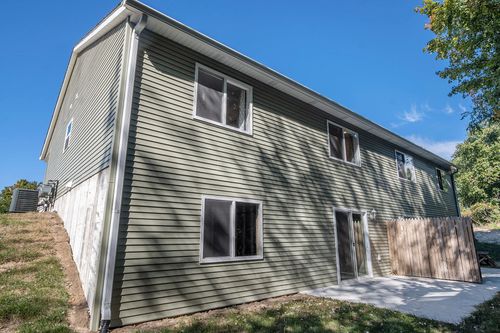 193 Devonwood Dr, Shelby, MI, 49455-9105 | Card Image