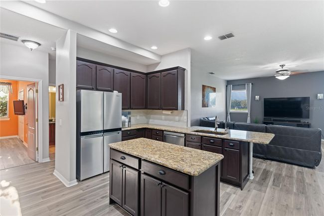 7351 Spring Mountain Ln, House other with 5 bedrooms, 4 bathrooms and null parking in YALAHA FL | Image 14