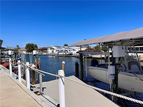 3098 Sloop Ln, ST. JAMES CITY, FL, 33956-2318 | Card Image