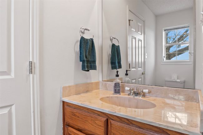 891 County Road 223, House other with 3 bedrooms, 3 bathrooms and null parking in Collinsville TX | Image 31