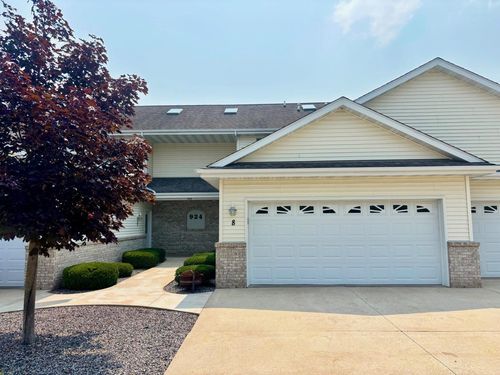 8-924 Prairie Gardens, Kewaskum, WI, 53040 | Card Image