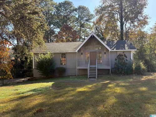 834 Torrey Pines Cir, Birmingham, AL, 35215-4026 | Card Image