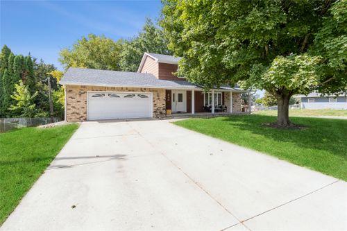 410 S East Avenue, Baxter, IA, 50028 | Card Image