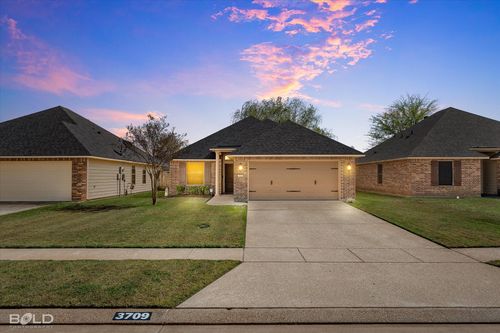 3709 Sabine Pass Dr, Bossier City, LA, 71111-6359 | Card Image